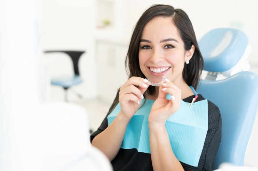 Seguro dental Adeslas: Coberturas y Clínicas 2022